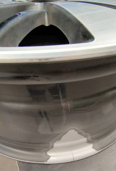 ma jante est félée qui peut la réparer autour de Bordeaux