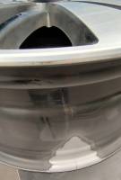 le vendeur de pneu m'a dit que ma jante était fissurée, qui peut me la souder 